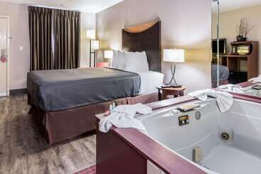 هتل Econo Lodge