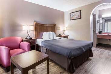 هتل Econo Lodge