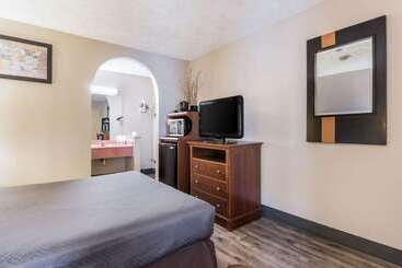 هتل Econo Lodge