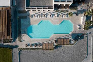 هتل Elissa Adults-Only Lifestyle Beach Resort