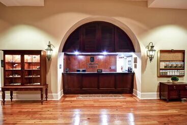 هتل Embassy Suites By Hilton Charleston Historic District