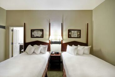 هتل Embassy Suites By Hilton Charleston Historic District