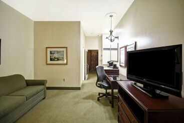 هتل Embassy Suites By Hilton Charleston Historic District