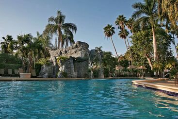 هتل Embassy Suites By Hilton Fort Lauderdale 17th Street