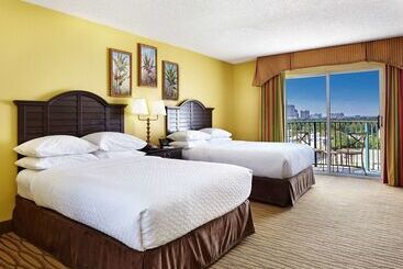 هتل Embassy Suites By Hilton Fort Lauderdale 17th Street