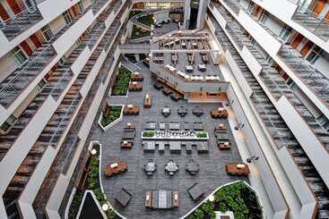 هتل Embassy Suites By Hilton Omaha Downtown Old Market
