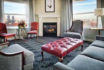 هتل Embassy Suites By Hilton Portland Downtown