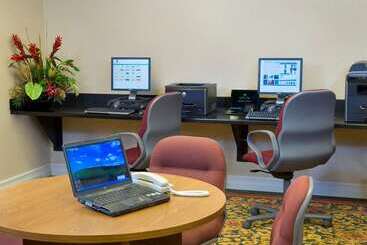 هتل Embassy Suites By Hilton Portland Downtown