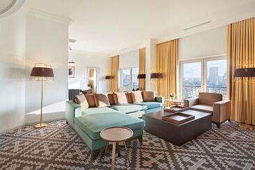 هتل Hyatt Regency Baku