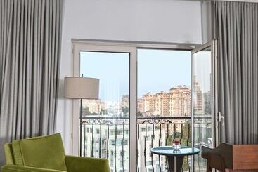 هتل Hyatt Regency Baku