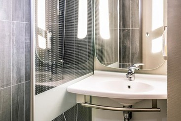 هتل Ibis Paris Le Bourget