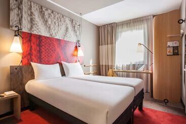 هتل Ibis Paris Le Bourget