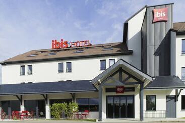 酒店 Ibis Wavre Brussels East