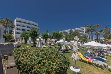 هتل Iliada Beach