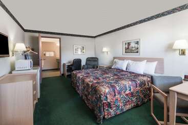 호텔 Knights Inn Ottawa