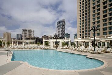 ホテル Manchester Grand Hyatt San Diego