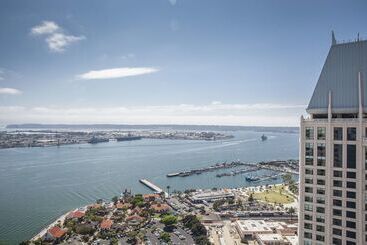 ホテル Manchester Grand Hyatt San Diego