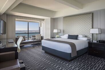 ホテル Manchester Grand Hyatt San Diego
