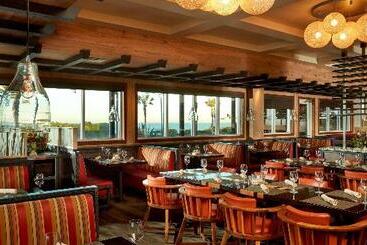 ホテル Manchester Grand Hyatt San Diego