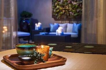 ホテル Manchester Grand Hyatt San Diego