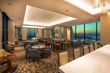 ホテル Manchester Grand Hyatt San Diego