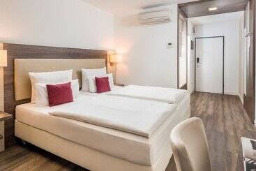 فندق Plaza Inn Karlsruhe Nord