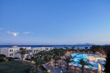 هتل Porto Bello Beach
