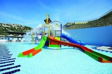 هتل Porto Bello Beach