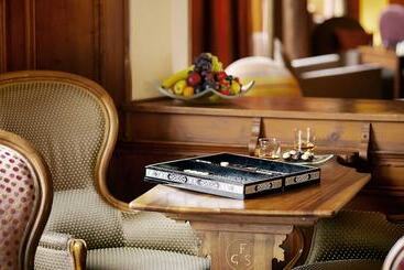 ホテル Saratz Pontresina
