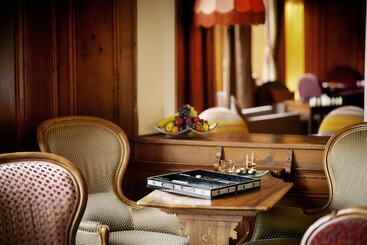 هتل Saratz Pontresina