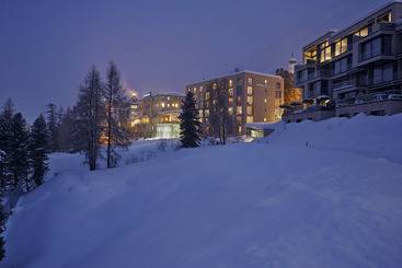 ホテル Saratz Pontresina