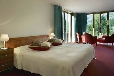 ホテル Saratz Pontresina