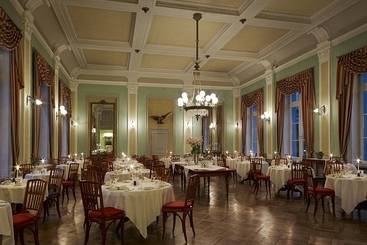 ホテル Saratz Pontresina