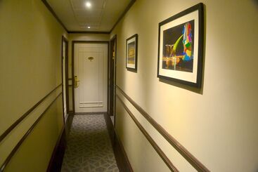 هتل The Inn At Temple Street