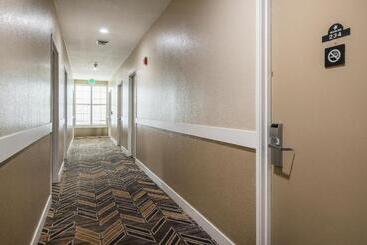 هتل Travel Inn Sunnyvale