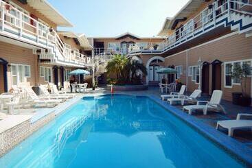 هتل Villa Fontana Inn