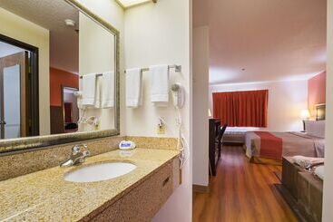 Motel 6 Waterloo, Ia   Crossroads Mall   Cedar Falls