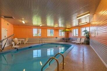 Motel 6 Waterloo, Ia   Crossroads Mall   Cedar Falls