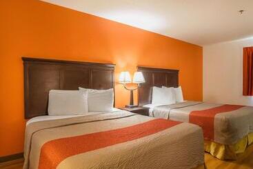 Motel 6 Waterloo, Ia   Crossroads Mall   Cedar Falls