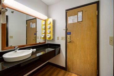 Motel 6 Davenport, Ia