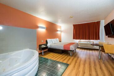 Motel 6 Davenport, Ia