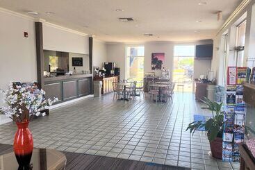 モーテル Americas Best Value Inn & Suites Foley