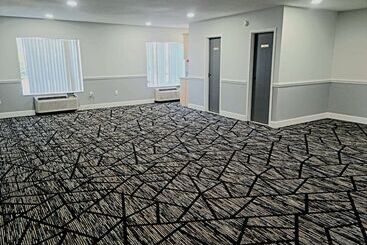 モーテル Americas Best Value Inn & Suites Foley