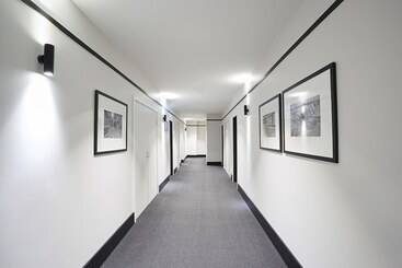 Punthill Apartment Hotel   Flinders Lane