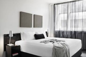 Punthill Apartment Hotel   Flinders Lane