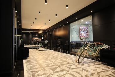 Punthill Apartment Hotel   Flinders Lane
