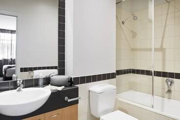 Punthill Apartment Hotel   Flinders Lane