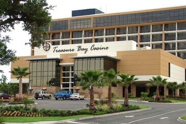 استراحتگاه Treasure Bay Casino & Hotel Adults Age 21 And Above