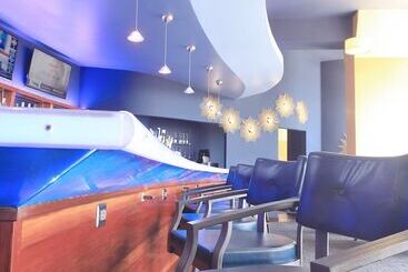 استراحتگاه Treasure Bay Casino & Hotel Adults Age 21 And Above