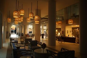 Royal Villas Resort